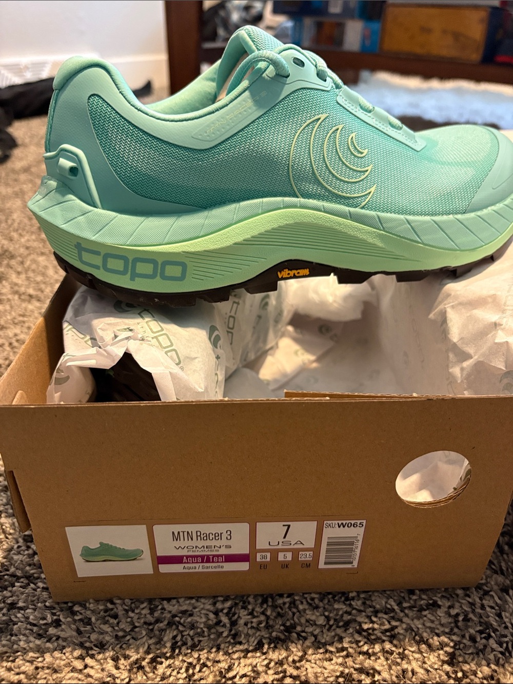 NEW IN BOX Topo Athletic MTN Racer 3 Women's Trail Shoe - Aqua/Teal size 7